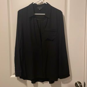 41 Hawthorn Large, Black, small holed lining